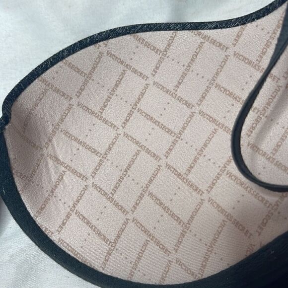 Victoria Secret Padded Perfect Coverage Heathered Black Bra. Size 32B. - Picture 7 of 10